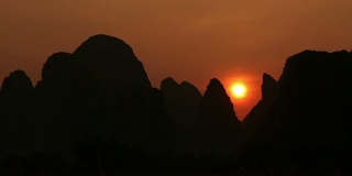 日落在桂林