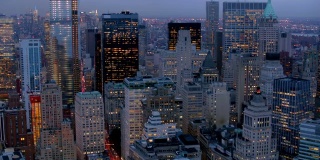 傍晚的曼哈顿金融区，航拍