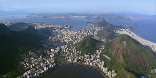 鸟瞰图的Lagoa，海滩和里约热内卢de Janeiro，巴西