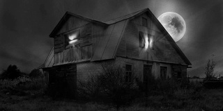 鬼屋场景，满月，魔法光，乌云，无缝循环视频。黑白老恐怖片的风格。