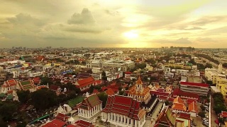 Wat Ratchanaddaram，曼谷，泰国，无人机视频素材模板下载