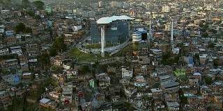 空中拍摄的贡多拉贫民区，里约热内卢De Janeiro，巴西