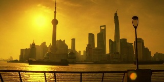 上海的日出瞬间崩塌