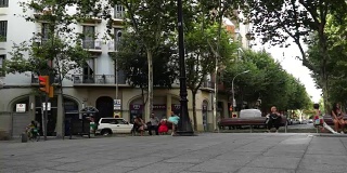 Barcelona-e - La Rambla街