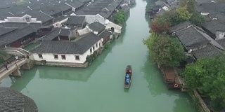 中国水乡的天线