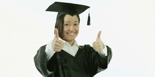 白人女学生毕业孤立的白人表达积极的拇指