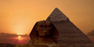间隔拍摄。胡夫和斯芬克斯金字塔上的日出。吉萨埃及。1节