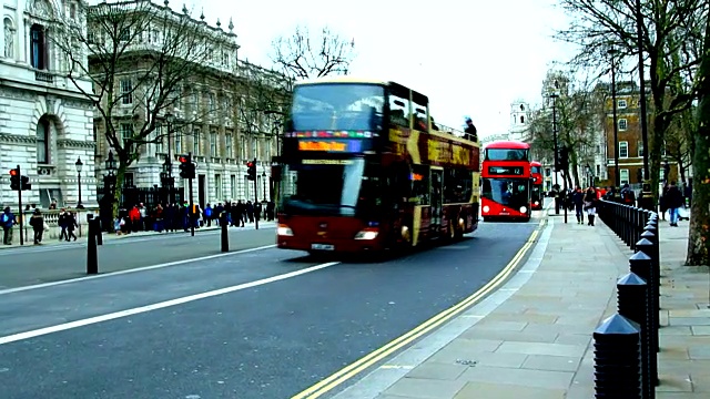 伦敦街头,公共汽车