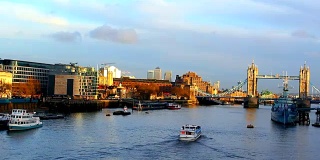 伦敦。泰晤士河，天景。