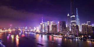 美丽的上海浦东夜景。时间流逝