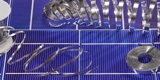太阳能电池板电池元件和电线组装细节