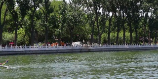 北京什刹海游船Houhai park at daytime HD.