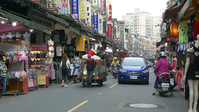 台湾南石角夜市