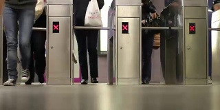 地铁转门时间间隔2