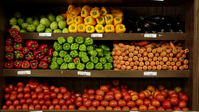 新鲜水果和蔬菜产品展示
