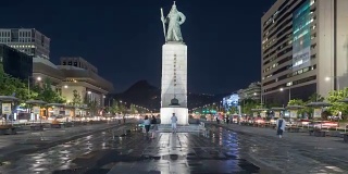 光华门李舜臣大将雕像夜间时间的推移。