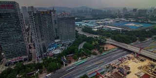 中国深圳雨天屋顶城市交通建设4k时间流逝