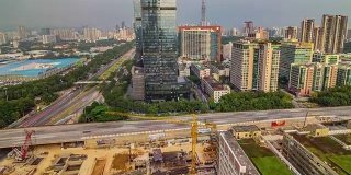中国深圳天光交通街道建筑屋顶俯视图4k时间推移