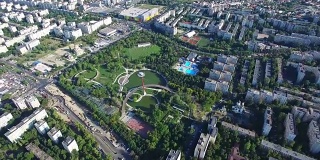 布加勒斯特城市鸟瞰图，莫吉欧罗斯公园，罗马尼亚