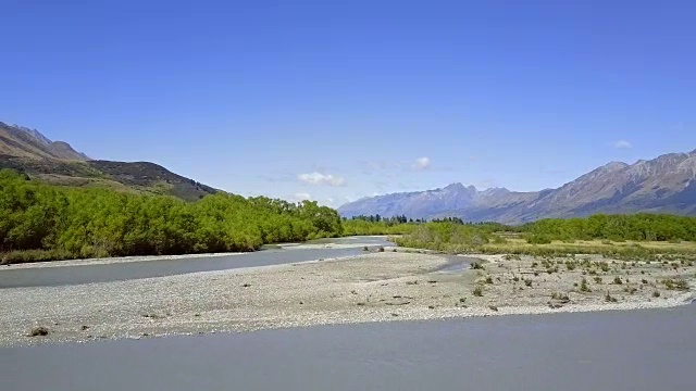远山鸟瞰图河，格兰诺奇，中部奥塔哥，新西兰
