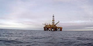 海上石油安装