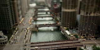 芝加哥河倾斜转移时间推移