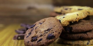 自制巧克力饼干的镜头
