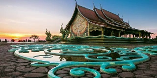 泰国乌汶府的诗琳通佛寺(佛寺)