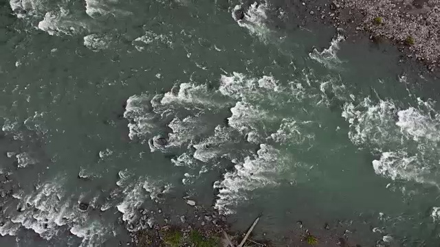水上白水的航拍录像