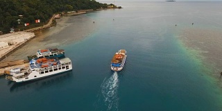 海上客运渡轮港鸟瞰图。卡米圭因岛，菲律宾