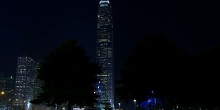 夜间时间九龙香港国际金融中心大厦湾全景4k中国