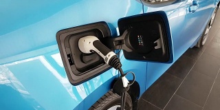 电动汽车在欧洲充满了能量，看起来很不寻常