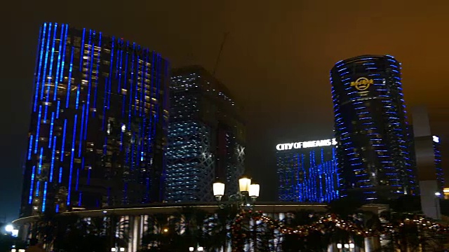 中国夜景时间照明澳门城著名酒店正面全景4k