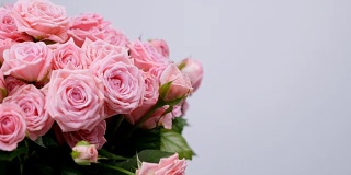 特写，鲜花，花束，旋转，花卉组成由玫瑰odily。神圣的美