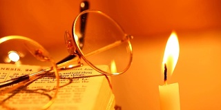 眼镜和旧书