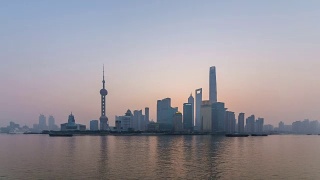 上海- 2017年3月:上海浦东的时光流逝，2017年3月在上海，中国。视频素材模板下载