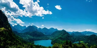 时光流逝:阿尔卑斯山的两个山湖