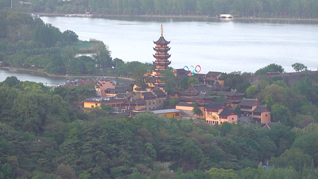 南京天际线与吉明寺塔，日落