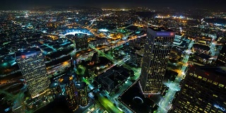 洛杉矶市中心空中屋顶高速公路夜间时光流逝