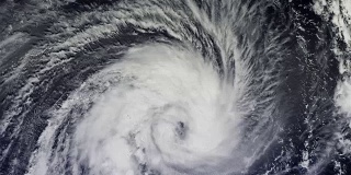 海面上的飓风，卫星图像。