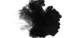 一墨流动，注入黑色染料云雾或烟雾，墨以慢动作注入白色。黑色的颜色在水中打开。墨色背景或烟雾背景，为墨水效果使用光磨如阿尔法蒙版