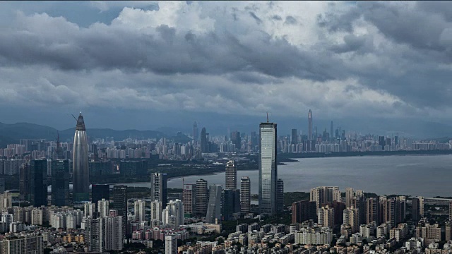 深圳市景有云，有雨