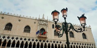 威尼斯著名的总督宫的正面