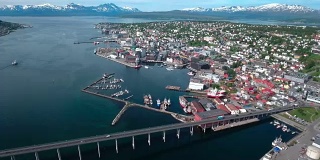 挪威特罗姆瑟市大桥航拍画面