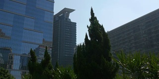 中国晴天澳门市区建筑正面反射4k全景