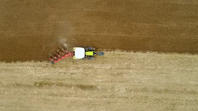 农业，农业-拖拉机犁地4K
