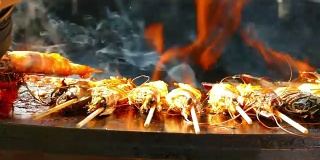 背景——烤架上的大虾