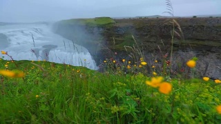 冰岛的海湾瀑布，慢镜头视频素材模板下载