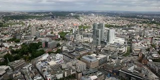 倾斜胶片:法兰克福城市景观鸟瞰图