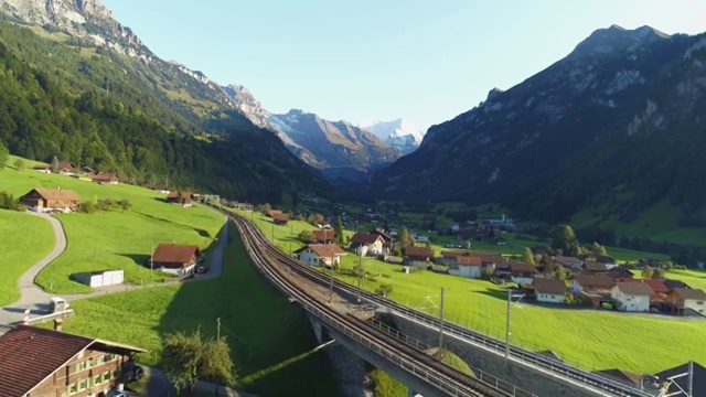 瑞士的山麓